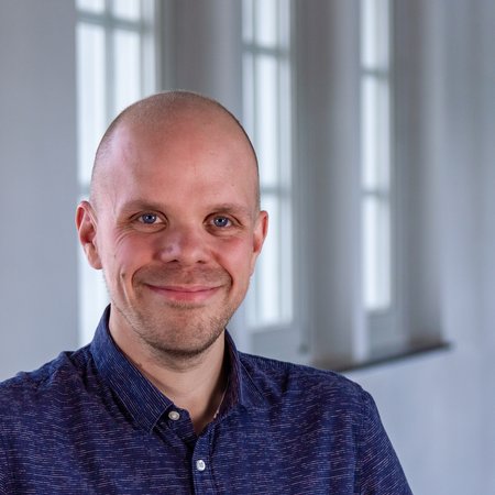 Picture of Max Pascher: An HRI Researcher working with Assistive Robots & XR