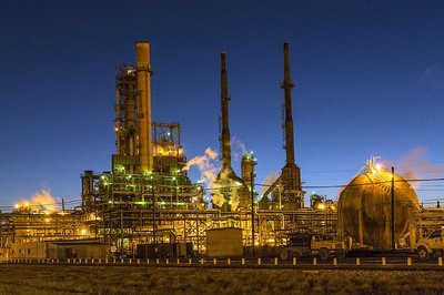 Fossile Energieträger: Mineralöl-, Erdgas- und Kohlewirtschaft Fossile Energieträger: Mineralöl-, Erdgas- und Kohlewirtschaft