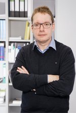Dean Prof. Dr. Jan Buer