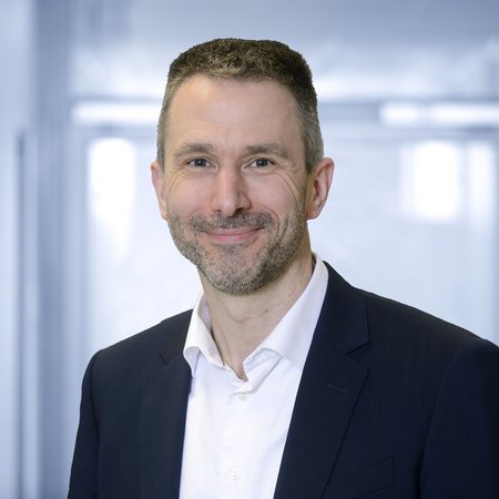 IS:link Executive Director / Department und International Coordinator Frederik Ahlemann IS:link Executive Director / Department und International Coordinator Frederik Ahlemann