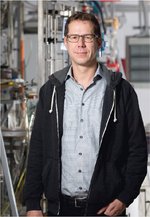 Scientific Director: Prof. Dr.-Ing. Stephan Barcikowski